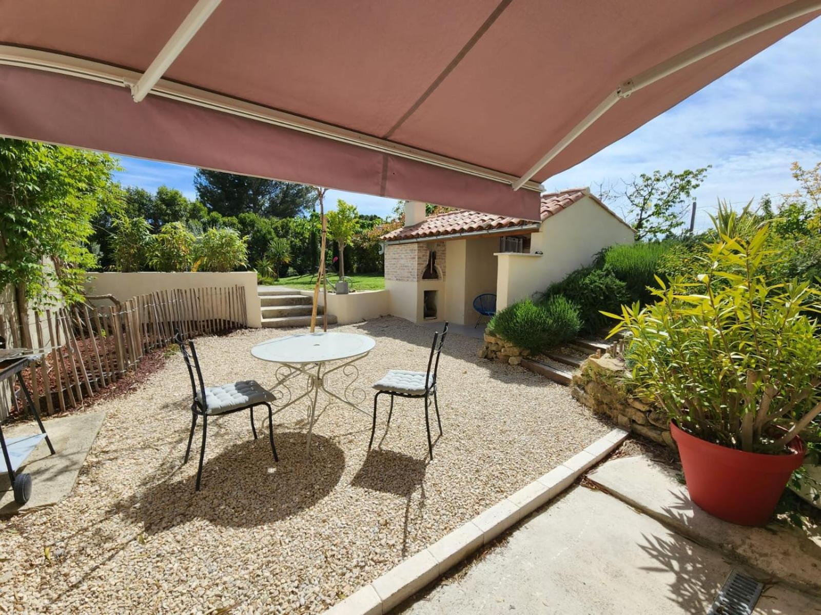 Myluberon-Appartement Au Pied Du Luberon Lauris Dış mekan fotoğraf